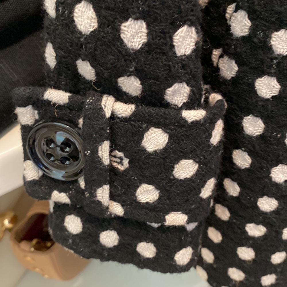 Gorgeous Designer Fitted Wool Jacket - image 3